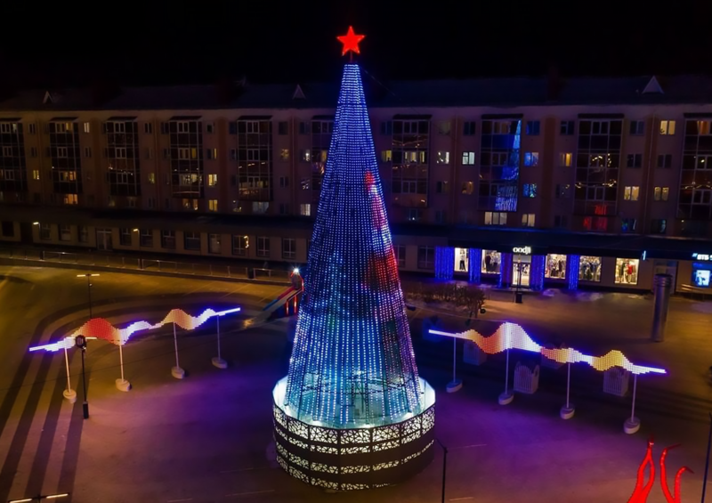 Пиксельная подсветка сквера Каракуз в г. Альметьевск