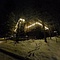 Подсветка загородного дома гирляндой "Бахрома"