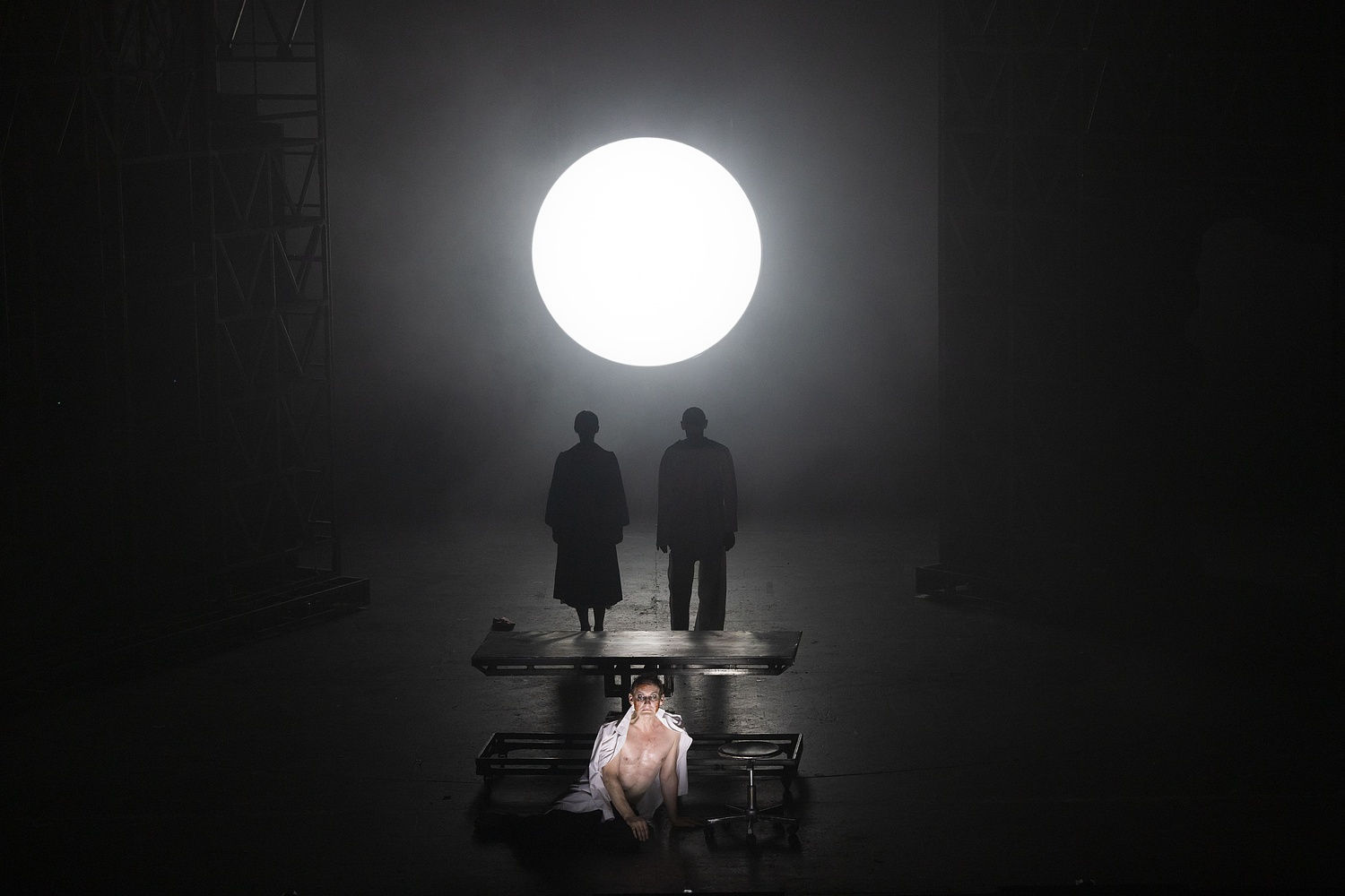 Проект освещения спектакля «ФАУСТ» в театре Сатирикон 