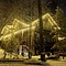 Подсветка загородного дома гирляндой "Бахрома"