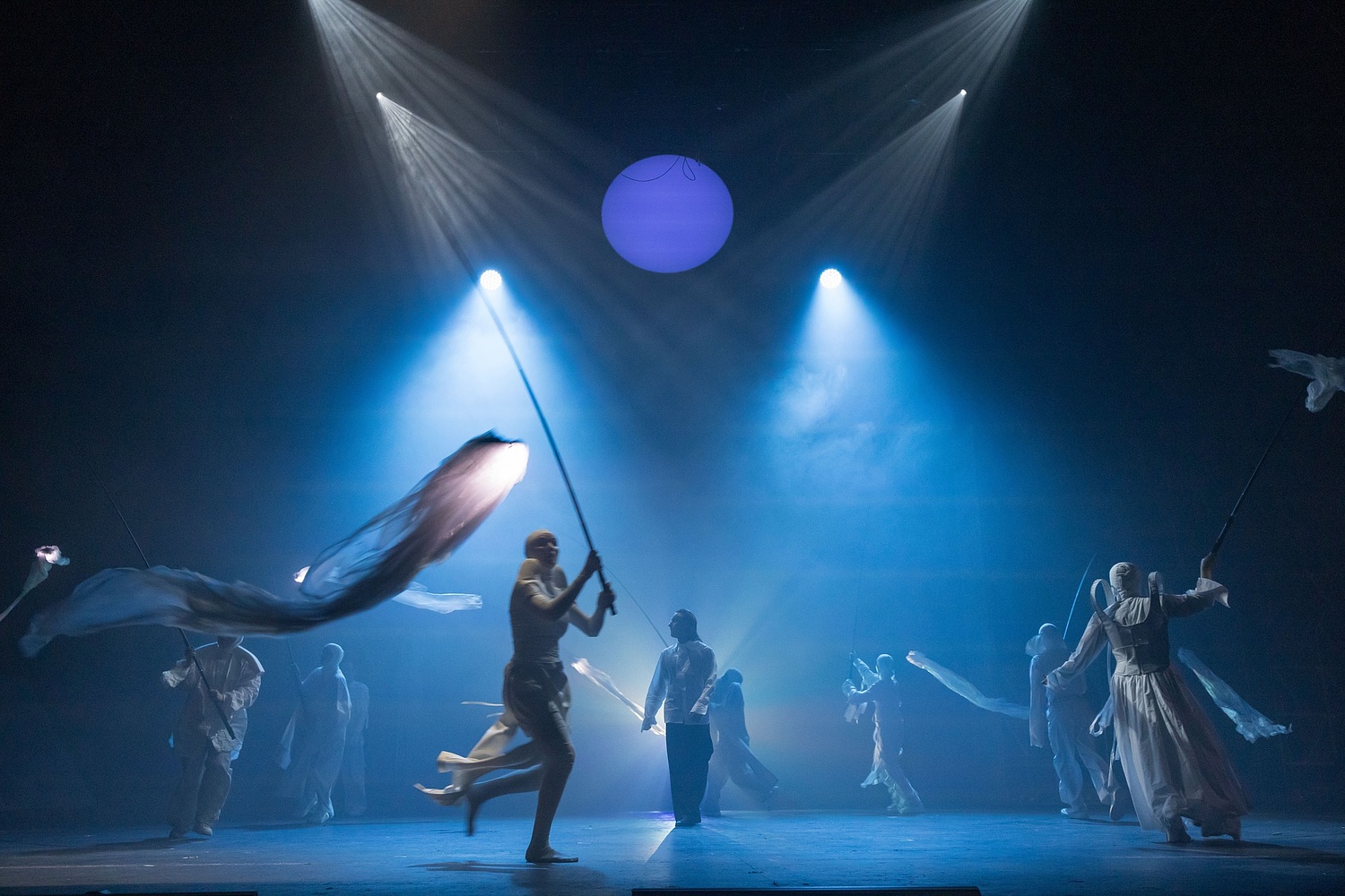 Проект освещения спектакля «ФАУСТ» в театре Сатирикон 