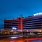 Многоцветная фасадная подсветка отеля Park Inn в Нижнем Тагиле